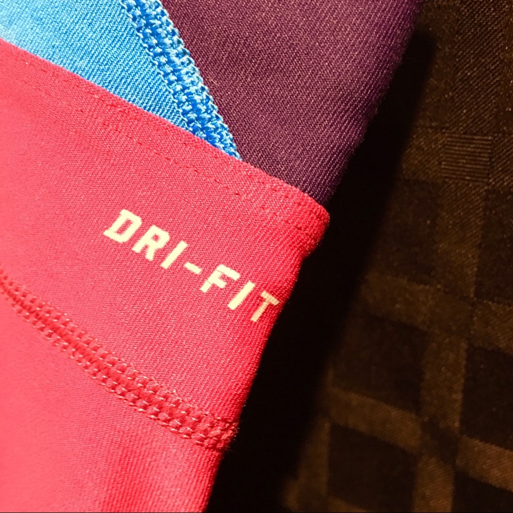Nike Dri Fit Performance Capris - Picture 2 of 6